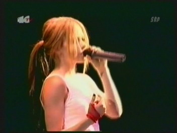Avril Lavigne 2004-07-09